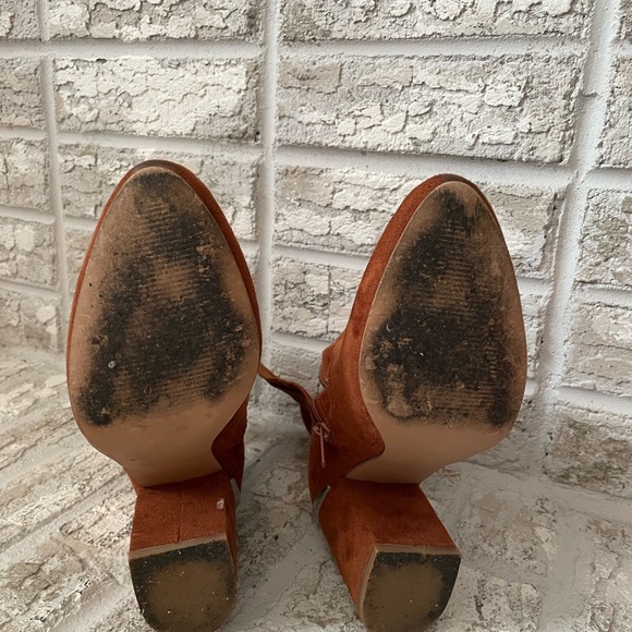 Steve Madden Brown Suede Ankle Boots - Picture 6 of 7